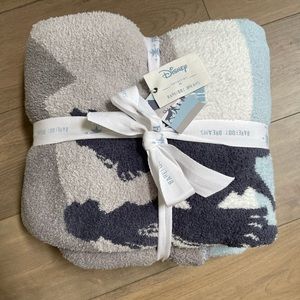 Barefoot Dreams Frozen 2 throw